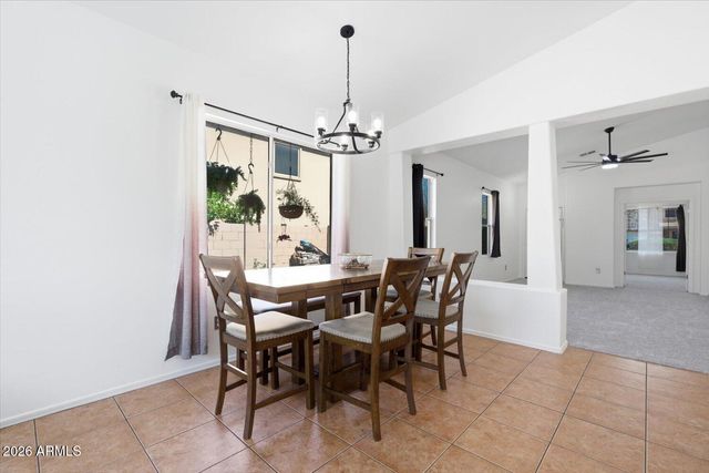 6822 S 40TH Drive, Phoenix, AZ 85041