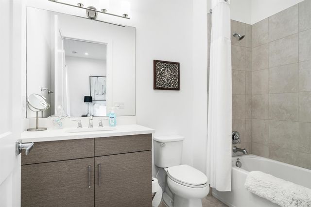 2958 Gin Berry Way, West Palm Beach, FL 33401