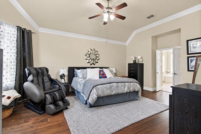 700 Paradise Cove, Shady Shores, TX 76208