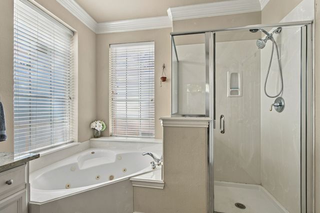 700 Paradise Cove, Shady Shores, TX 76208