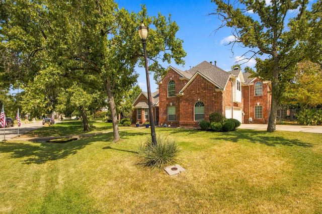 700 Paradise Cove, Shady Shores, TX 76208