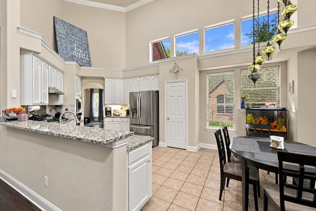 700 Paradise Cove, Shady Shores, TX 76208
