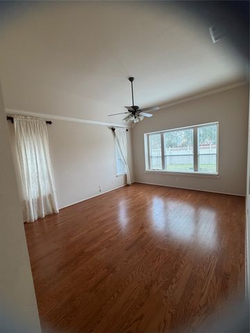 920 Ginger Trail, Desoto, TX 75115