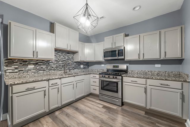 7823 S MORGAN Street, Chicago, IL 60620