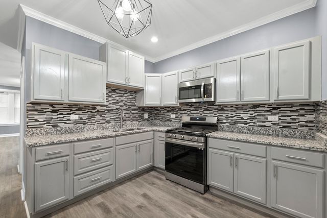 7823 S MORGAN Street, Chicago, IL 60620