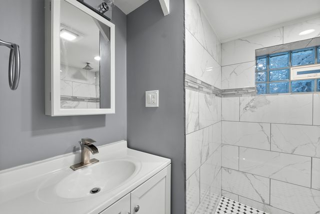 7823 S MORGAN Street, Chicago, IL 60620