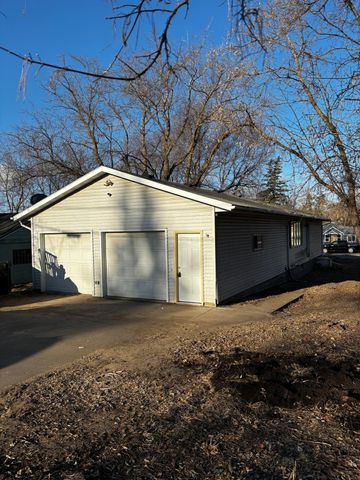 506 7th Avenue NE, Brainerd, MN 56401