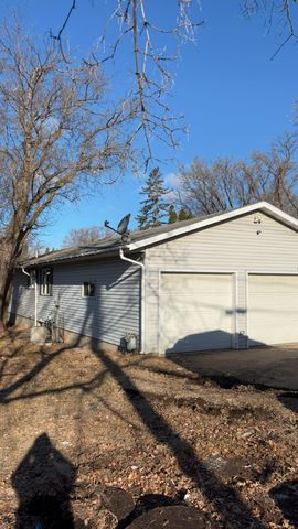 506 7th Avenue NE, Brainerd, MN 56401