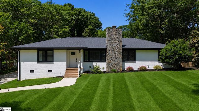 102 Terrace Circle, Simpsonville, SC 29681
