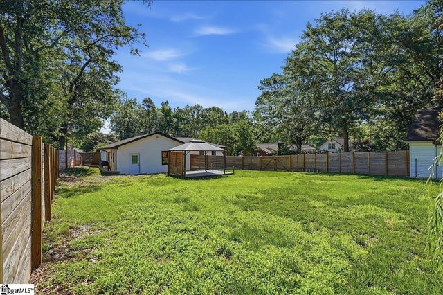 102 Terrace Circle, Simpsonville, SC 29681