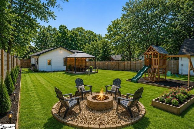 102 Terrace Circle, Simpsonville, SC 29681