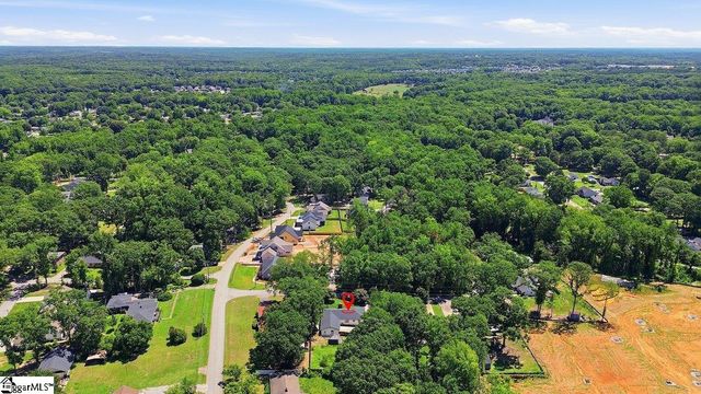 102 Terrace Circle, Simpsonville, SC 29681