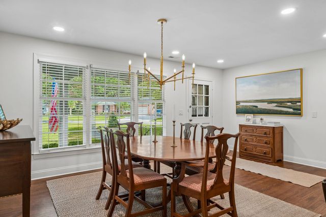 426 Wedgewood Street, Charleston, SC 29407