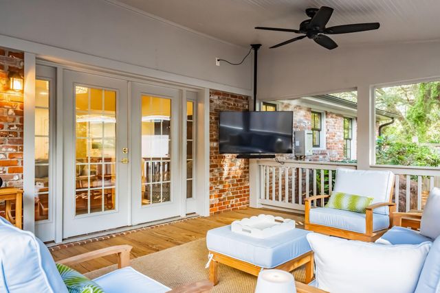 426 Wedgewood Street, Charleston, SC 29407