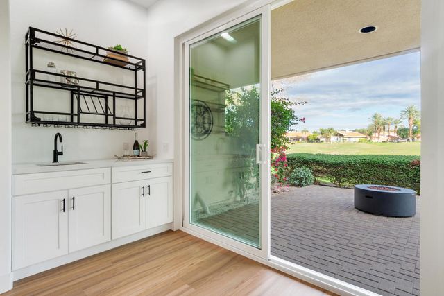 30 Hilton Head Drive, Rancho Mirage, CA 92270