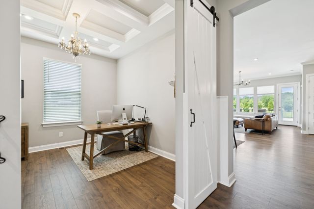 5124 Old Salem Rd, Rockvale, TN 37153