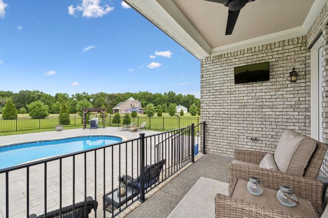 5124 Old Salem Rd, Rockvale, TN 37153