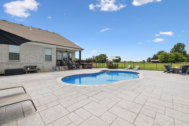 5124 Old Salem Rd, Rockvale, TN 37153