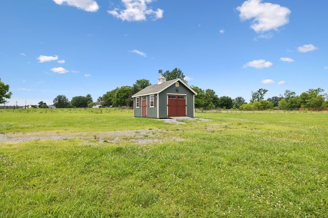 5124 Old Salem Rd, Rockvale, TN 37153