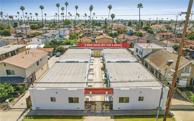 5928 S Hoover Street, Los Angeles, CA 90044