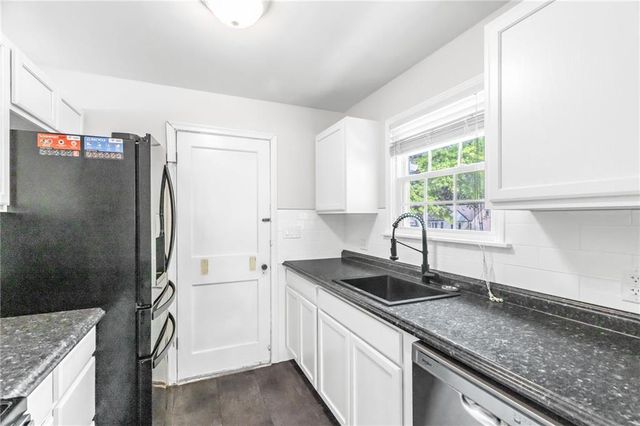 515 NE Greenfield Road, Kansas City, MO 64116