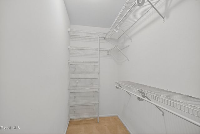 16 Lincoln Avenue, Clifton Park, NY 12065