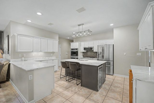 1951 CHELSEA PARK DR, Germantown, TN 38139
