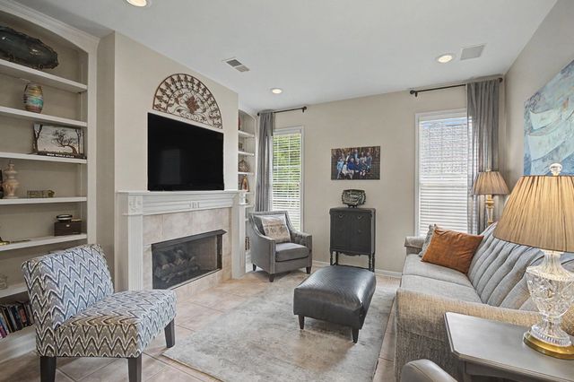 1951 CHELSEA PARK DR, Germantown, TN 38139