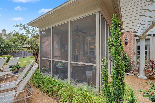 1951 CHELSEA PARK DR, Germantown, TN 38139