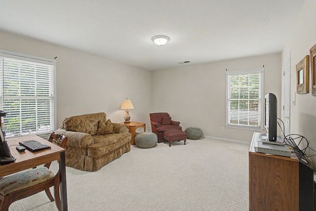 1951 CHELSEA PARK DR, Germantown, TN 38139