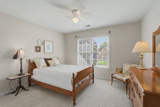 1951 CHELSEA PARK DR, Germantown, TN 38139