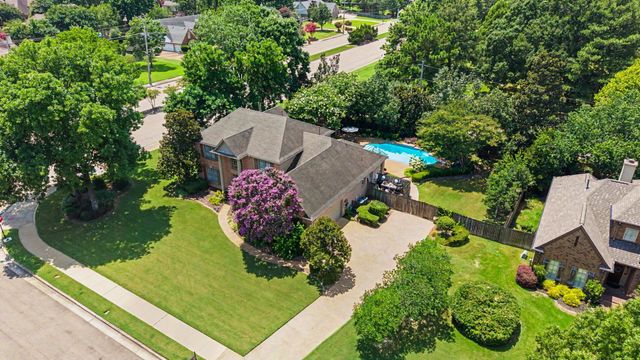1951 CHELSEA PARK DR, Germantown, TN 38139