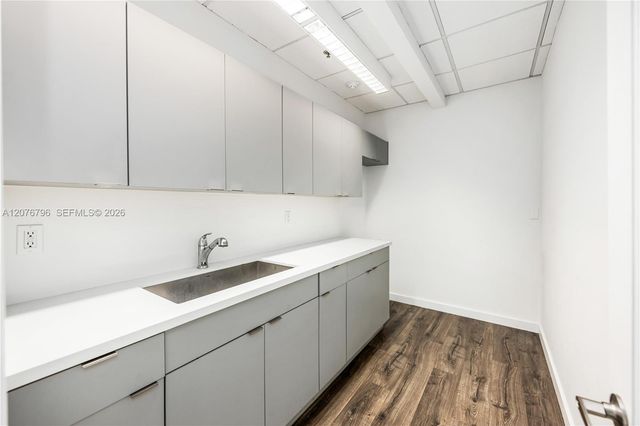 150 SE 2nd Avenue 1010, Miami, FL 33131
