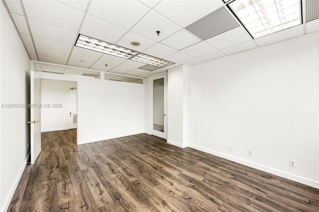 150 SE 2nd Avenue 1010, Miami, FL 33131