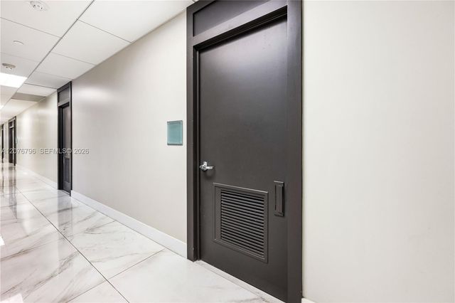 150 SE 2nd Avenue 1010, Miami, FL 33131