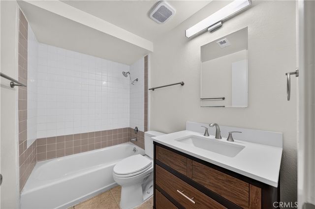 8462 Idlewild, Huntington Beach, CA 92646