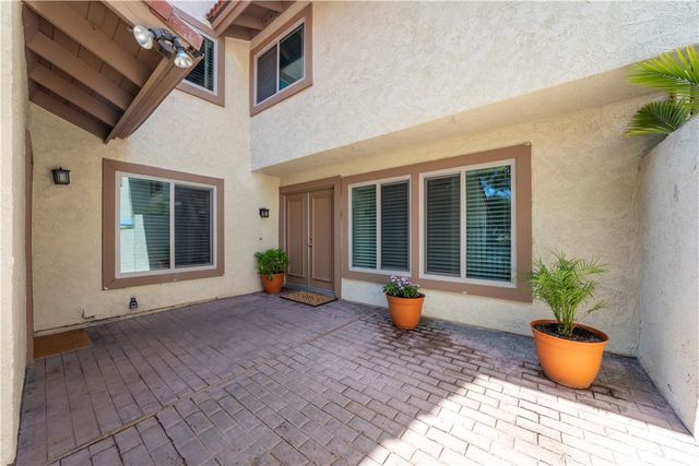 8462 Idlewild, Huntington Beach, CA 92646