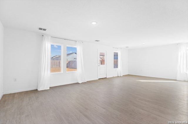 1347 Neria Loop, San Antonio, TX 78224