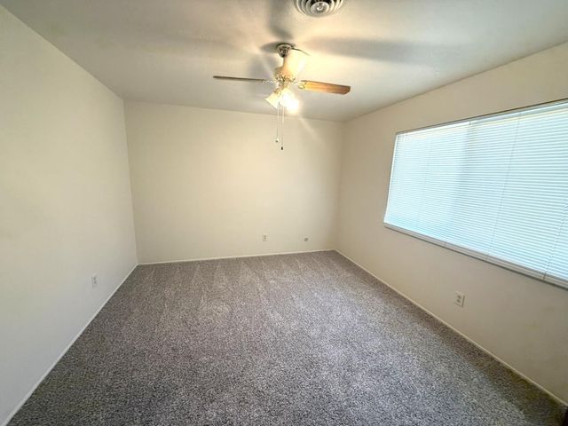 90 Hollis Ln, Gridley, CA 95948