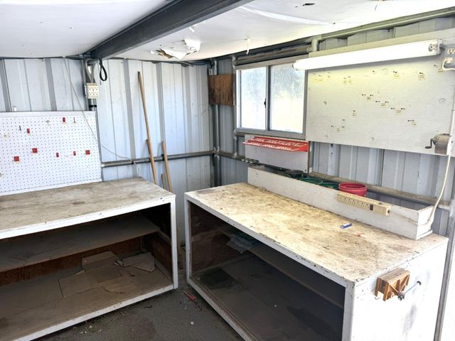 90 Hollis Ln, Gridley, CA 95948