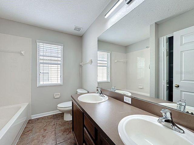 15612 MONTESINO DRIVE, Orlando, FL 32828