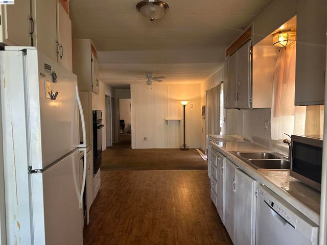 711 Old Canyon Rd., Fremont, CA 94536