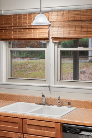 326 W L Avenue, North Little Rock, AR 72116