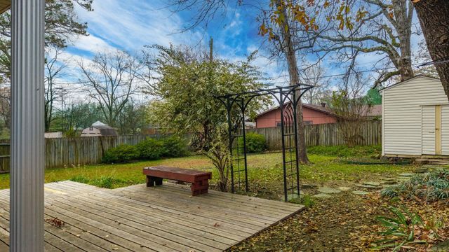 326 W L Avenue, North Little Rock, AR 72116