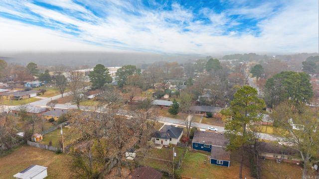 326 W L Avenue, North Little Rock, AR 72116