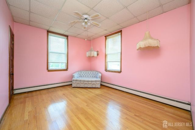 1120 Madison Hill Road, Clark, NJ 07066