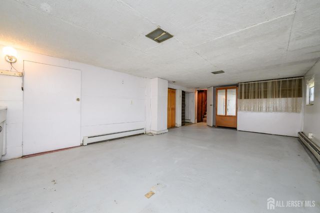 1120 Madison Hill Road, Clark, NJ 07066