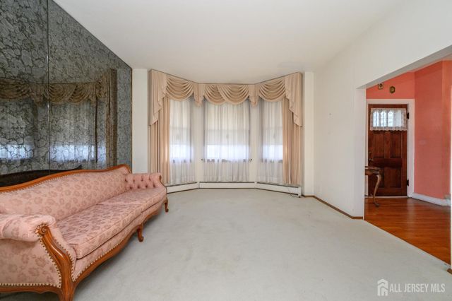 1120 Madison Hill Road, Clark, NJ 07066