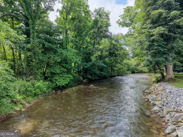 33 Tusquittee Valley Lane, Hayesville, NC 28904