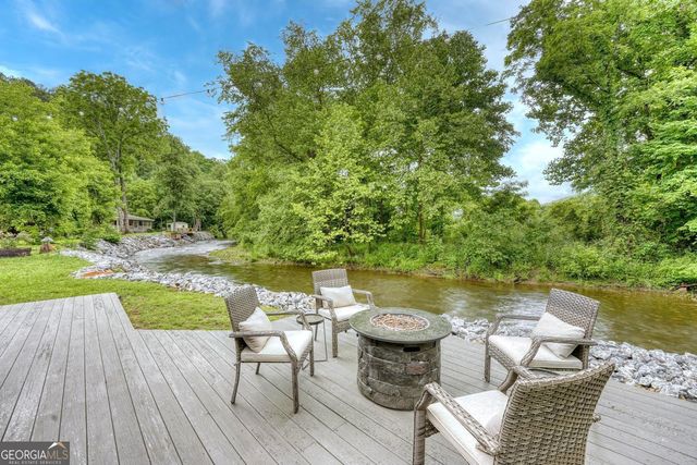 33 Tusquittee Valley Lane, Hayesville, NC 28904